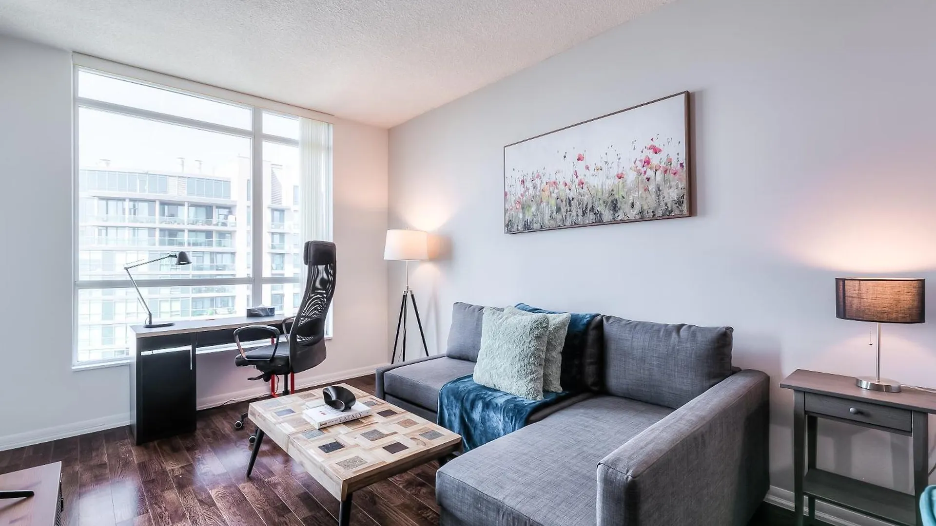 Apartment Rivetstays- The Neptune I Toronto Canada