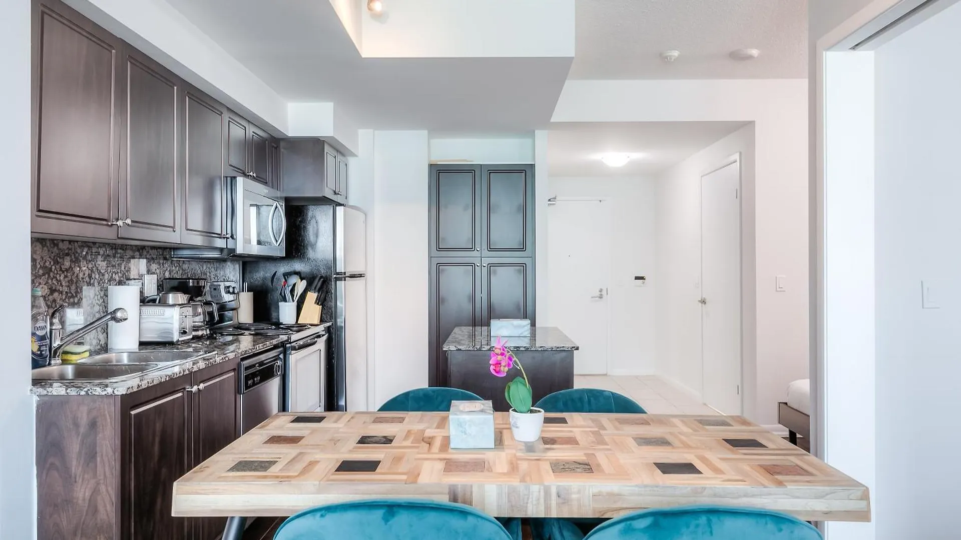 Apartment Rivetstays- The Neptune I Toronto
