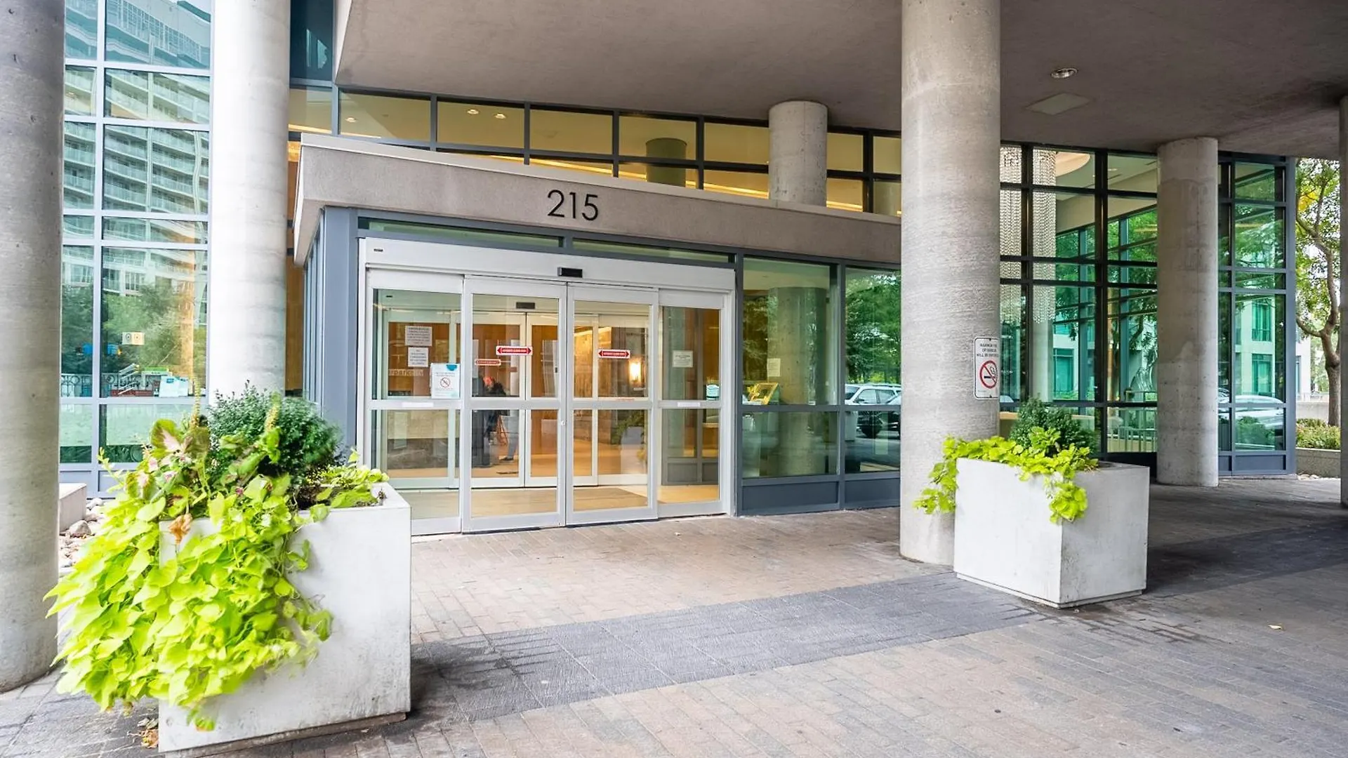 Apartment Rivetstays- The Neptune I Toronto