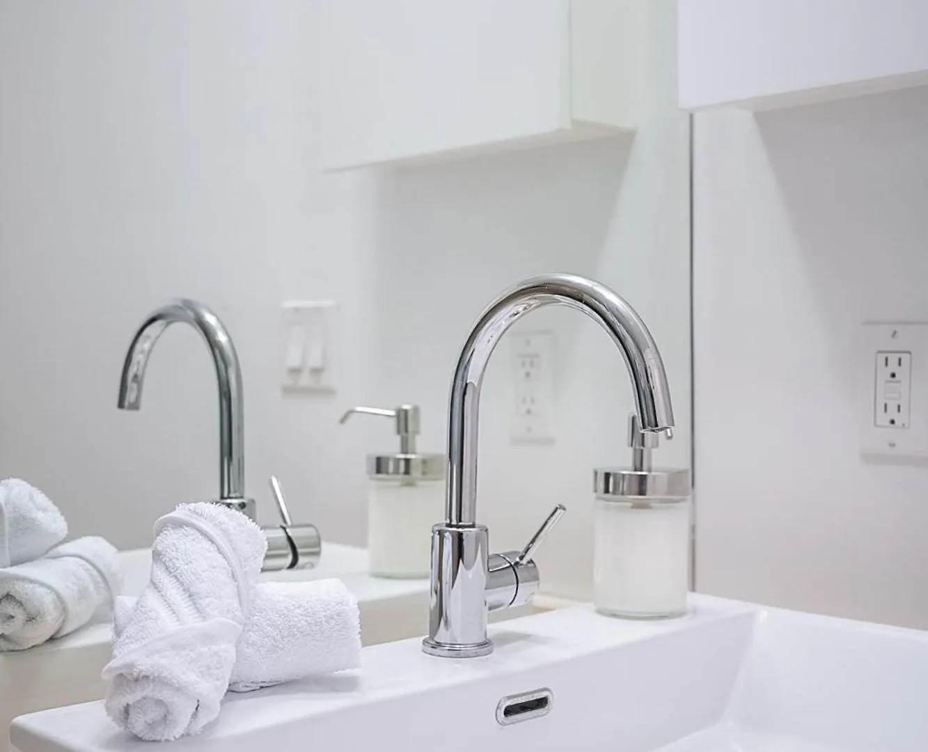 Apartment Rivetstays- The Neptune I Toronto